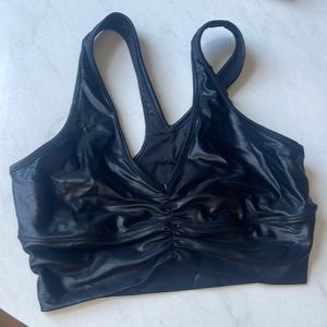 Alo yoga sports bra